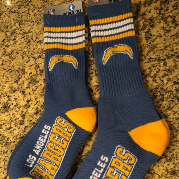 2 pair of LA Chargers barefoot socks size men’s 10-13 Youth 13-1.5 - Picture 1 of 3